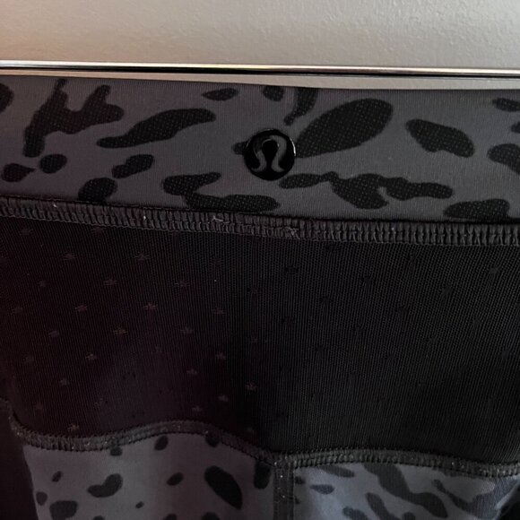 Lululemon Just Breathe Pant Women's Leggings Animal Swirl Mesh Black Grey - Picture 10 of 10